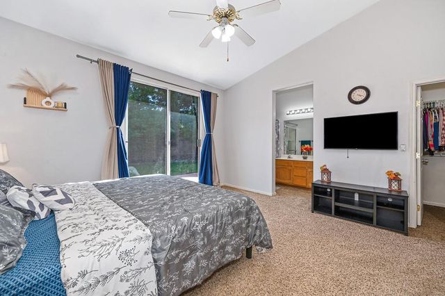 1613 Blanchard Dr, Roseville, CA 95747