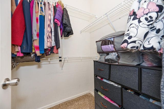 1613 Blanchard Dr, Roseville, CA 95747