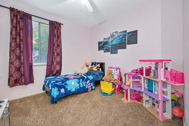 1613 Blanchard Dr, Roseville, CA 95747