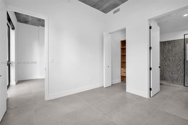 91 NW 27th St 203, Miami, FL 33127