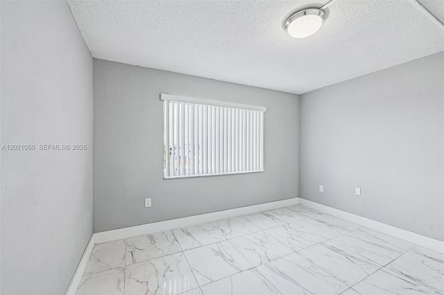 6575 W 4th Avenue 507, Hialeah, FL 33012