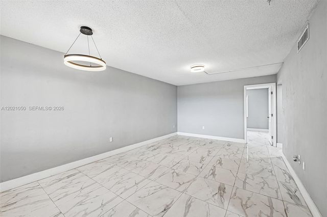 6575 W 4th Avenue 507, Hialeah, FL 33012