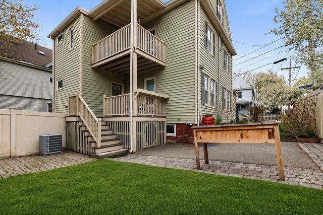 49 Princeton St 1, Somerville, MA 02144