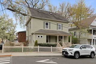 49 Princeton St 1, Somerville, MA 02144