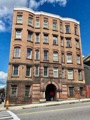 257 Pleasant St 4, Worcester, MA 01609