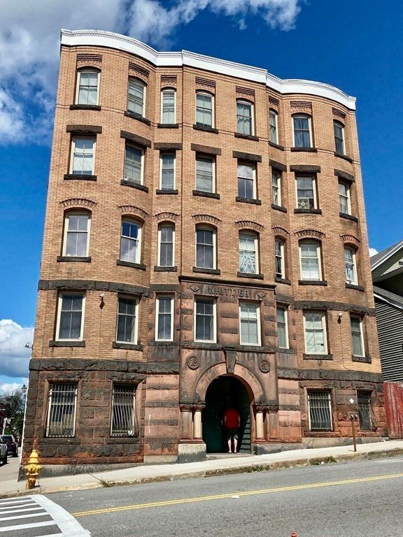 257 Pleasant St 4, Worcester, MA 01609