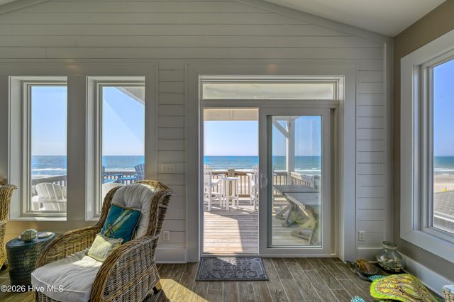 1538b S Shore Drive, Holly Ridge, NC 28445