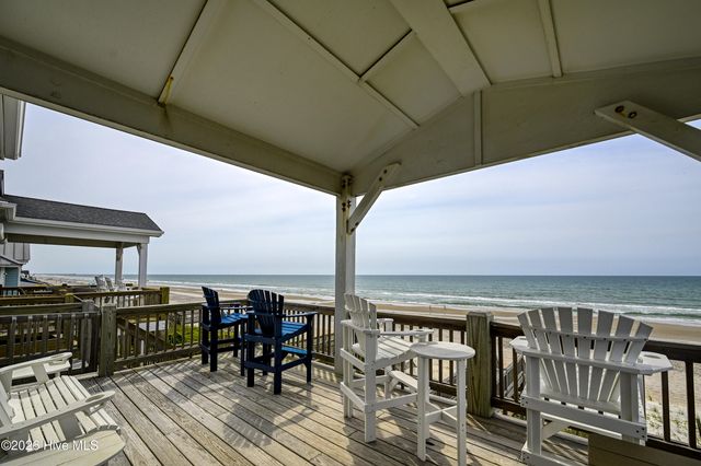 1538b S Shore Drive, Holly Ridge, NC 28445