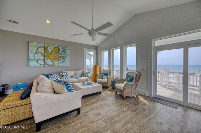 1538b S Shore Drive, Holly Ridge, NC 28445