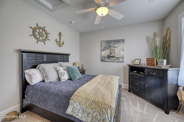 1538b S Shore Drive, Holly Ridge, NC 28445