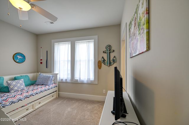 1538b S Shore Drive, Holly Ridge, NC 28445