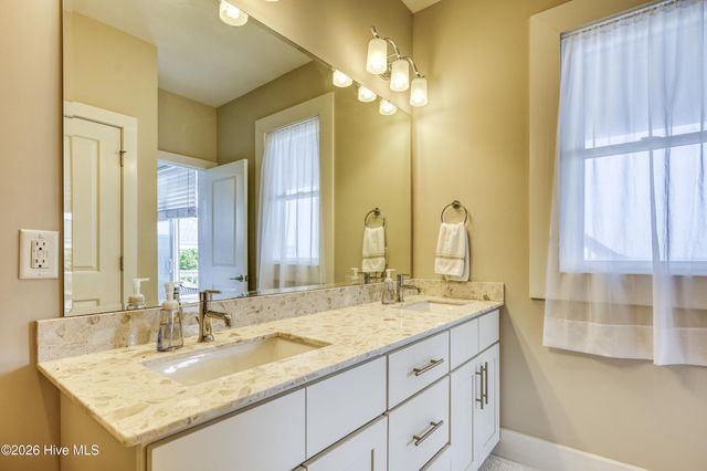 1538b S Shore Drive, Holly Ridge, NC 28445