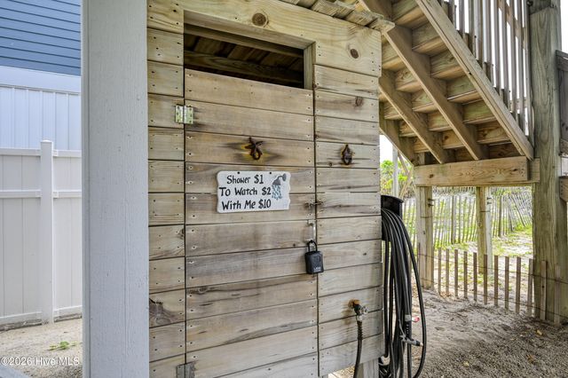 1538b S Shore Drive, Holly Ridge, NC 28445