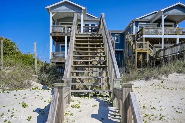 1538b S Shore Drive, Holly Ridge, NC 28445