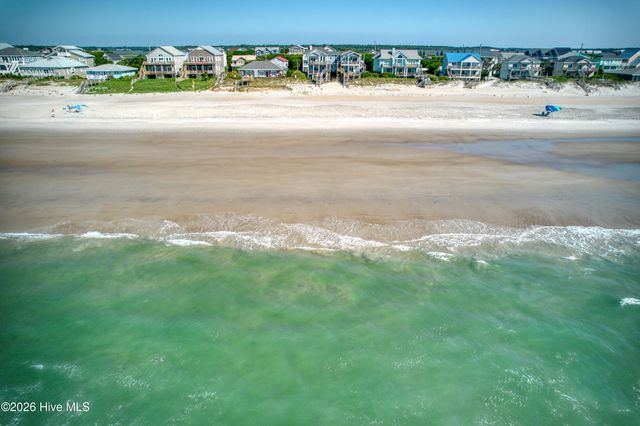 1538b S Shore Drive, Holly Ridge, NC 28445
