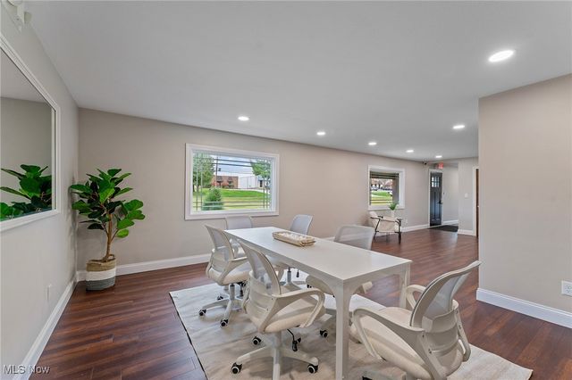 784 Mcclurg Road, Boardman, OH 44512