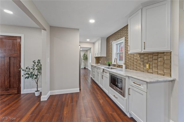 784 Mcclurg Road, Boardman, OH 44512