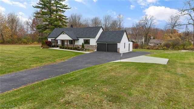 784 Mcclurg Road, Boardman, OH 44512