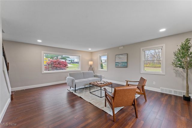 784 Mcclurg Road, Boardman, OH 44512