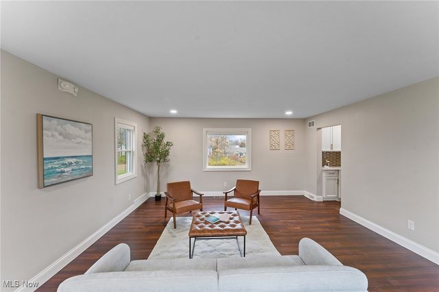 784 Mcclurg Road, Boardman, OH 44512