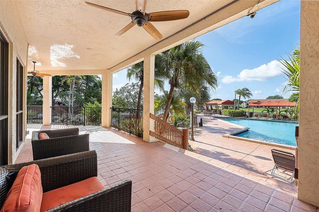 31 Columbia Court, Deerfield Beach, FL 33442