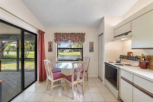 31 Columbia Court, Deerfield Beach, FL 33442