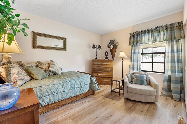 31 Columbia Court, Deerfield Beach, FL 33442