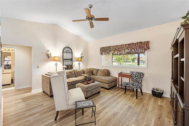 31 Columbia Court, Deerfield Beach, FL 33442