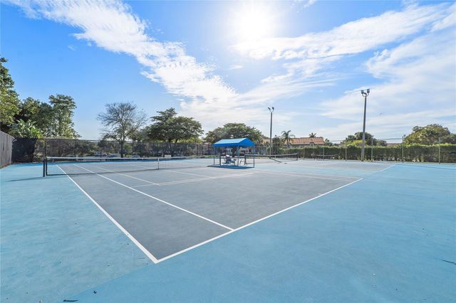 31 Columbia Court, Deerfield Beach, FL 33442