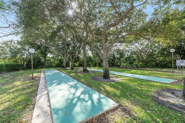 31 Columbia Court, Deerfield Beach, FL 33442