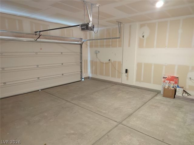 6614 Palmer Crest Street, North Las Vegas, NV 89086