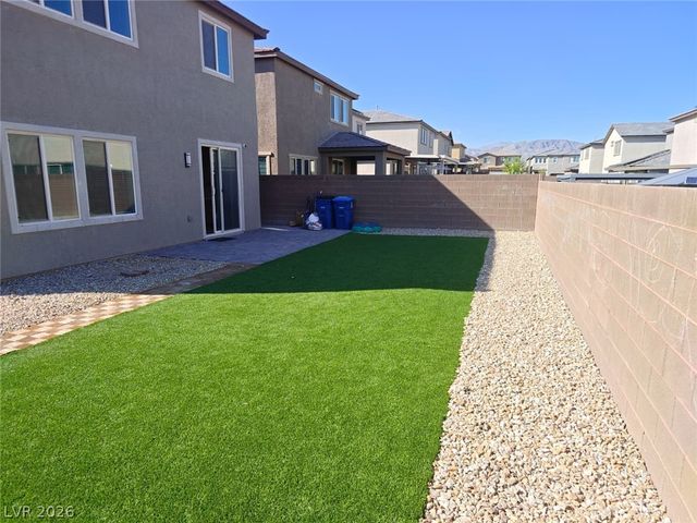 6614 Palmer Crest Street, North Las Vegas, NV 89086