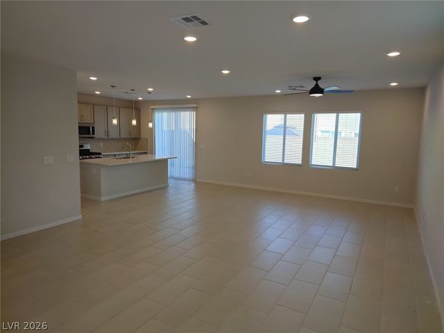 6614 Palmer Crest Street, North Las Vegas, NV 89086