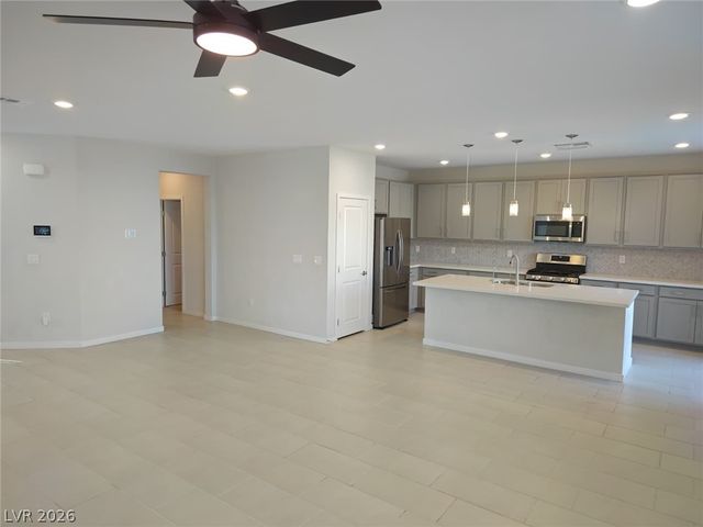 6614 Palmer Crest Street, North Las Vegas, NV 89086