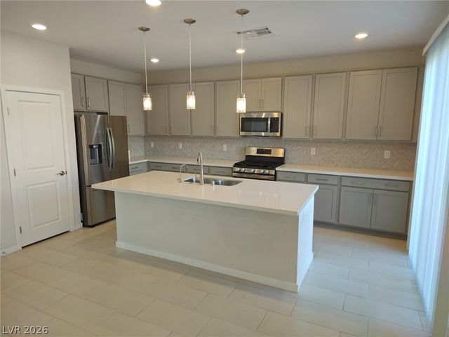 6614 Palmer Crest Street, North Las Vegas, NV 89086