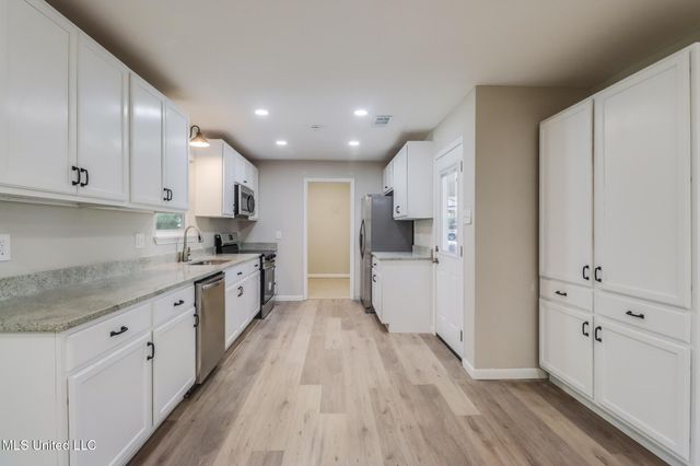 2813 Nina Drive, Picayune, MS 39466