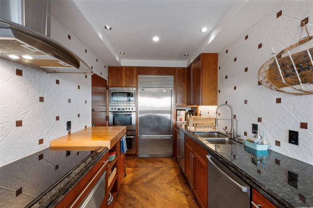 5000 Montrose Boulevard 16D, Houston, TX 77006