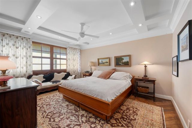 5000 Montrose Boulevard 16D, Houston, TX 77006