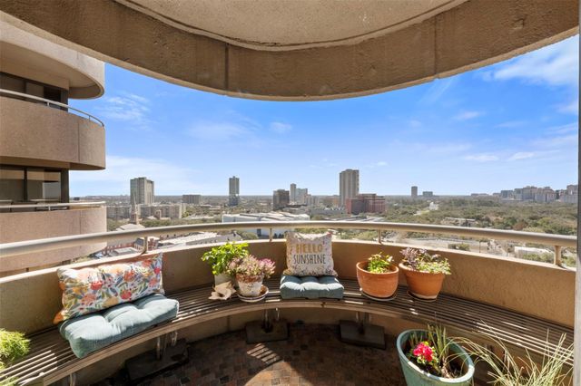 5000 Montrose Boulevard 16D, Houston, TX 77006