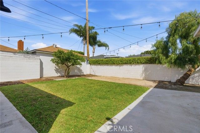 5857 E Mezzanine Way, Long Beach, CA 90808