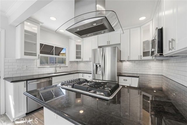 5857 E Mezzanine Way, Long Beach, CA 90808