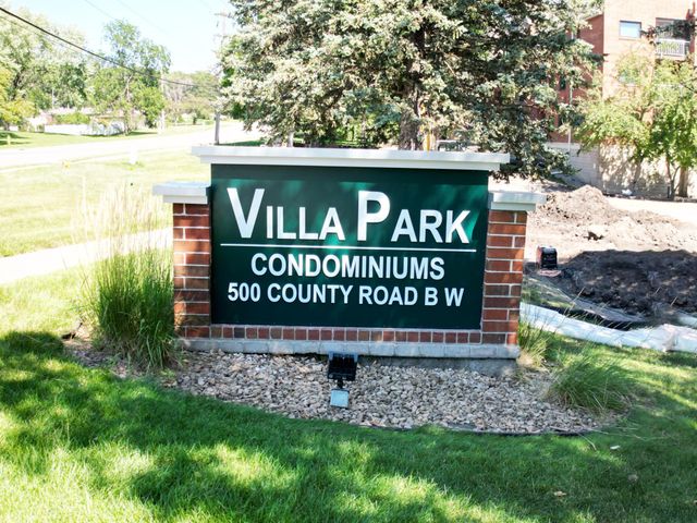 500 County Road B W 335, Roseville, MN 55113