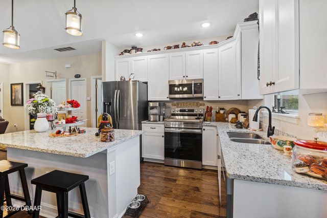 1550 11th Avenue, Deland, FL 32724