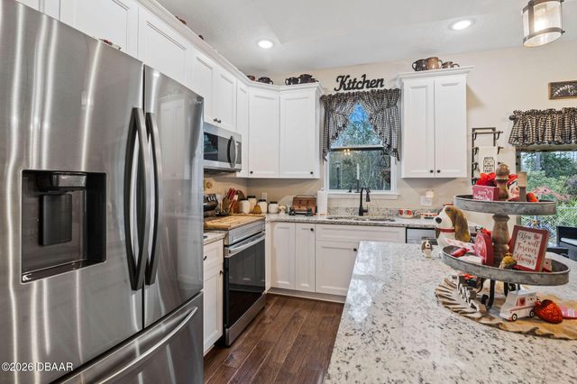 1550 11th Avenue, Deland, FL 32724