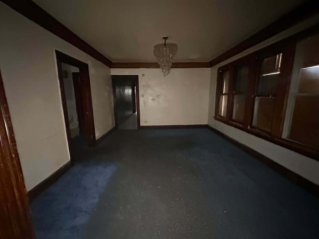 11941 S La Salle Street, Chicago, IL 60628