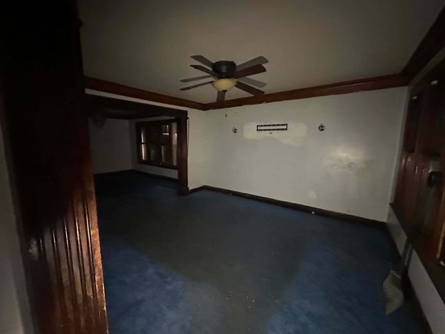 11941 S La Salle Street, Chicago, IL 60628