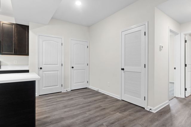 229 E Johnson Cir Apt C107, Clarksville, TN 37040