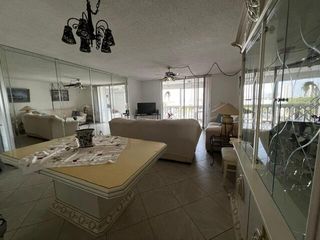 1001 NE 14th Avenue 701, Hallandale Beach, FL 33009