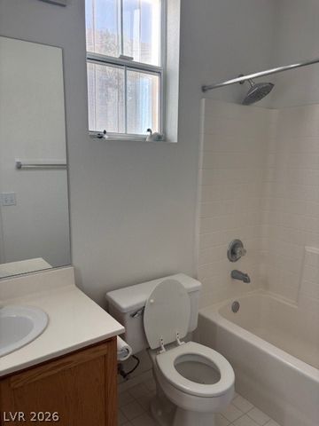 9575 Withering Pine Street, Las Vegas, NV 89123