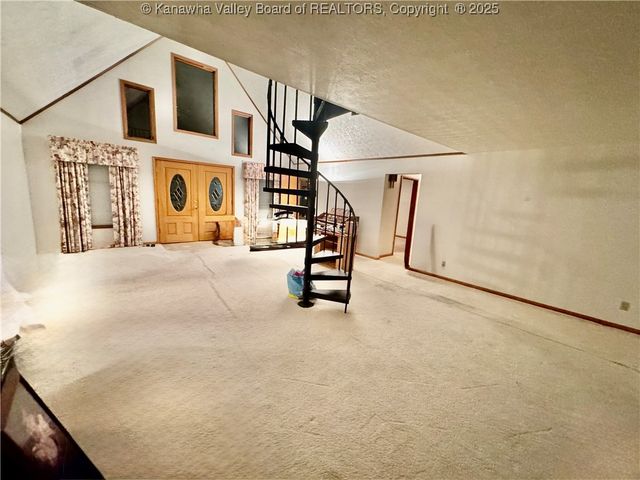 90 Dogwood Lane, Madison, WV 25130